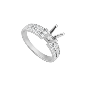 Nhẫn Kim cương PNJ vàng trắng 14K